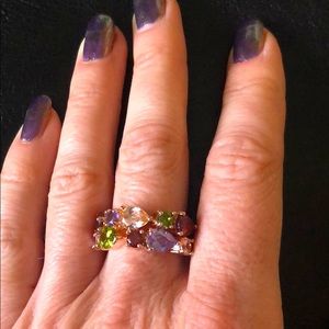 Beautiful ring size 7